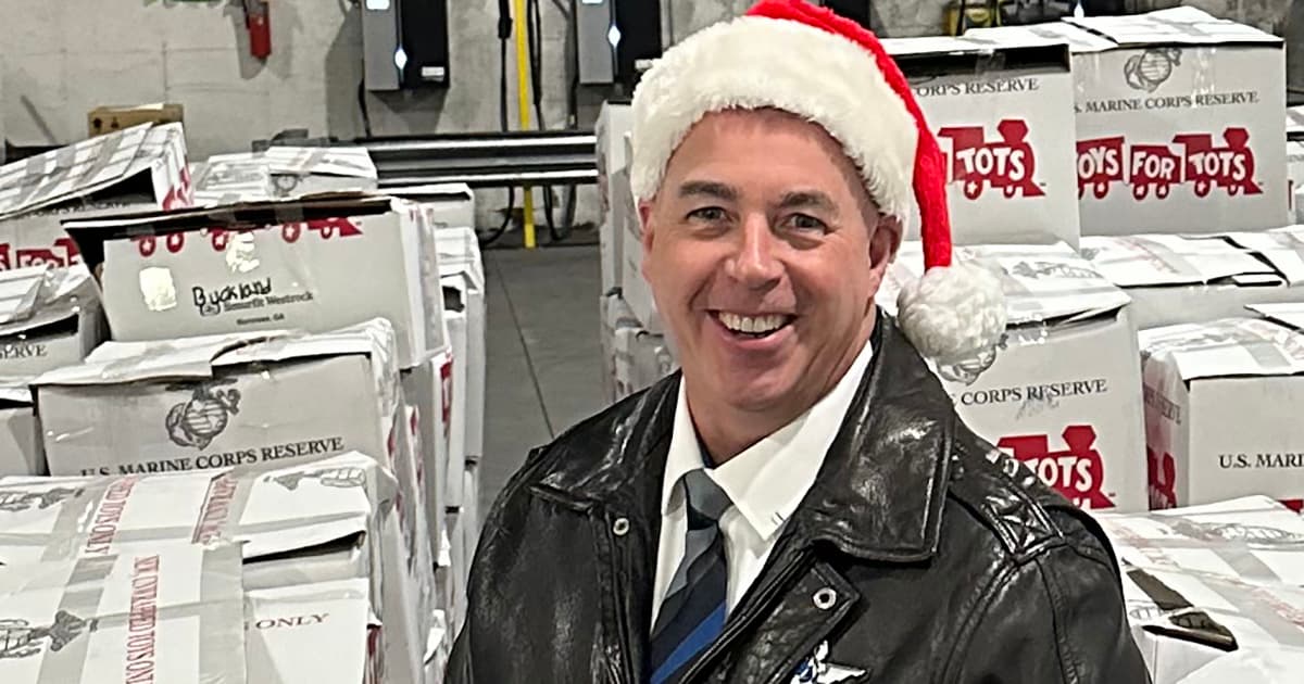 Annual Toys for Tots collaboration gives Santa a lift on his home turf  Thumbnail